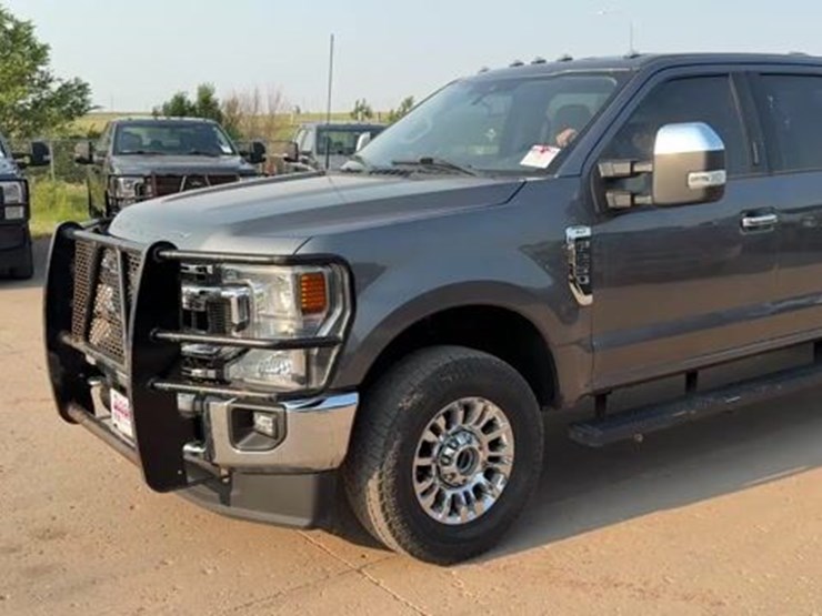 2022-ford-f250-sd-image-1