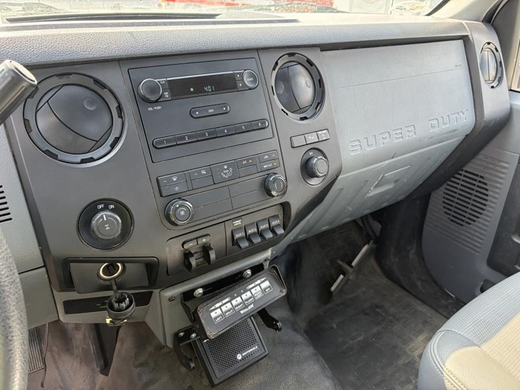 2014-ford-f250-sd-image-17