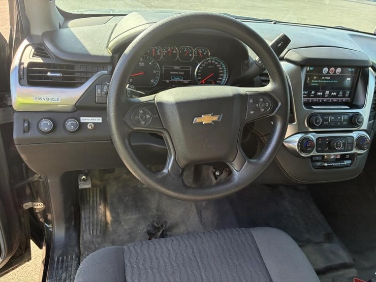 2020-chevrolet-tahoe-image-15