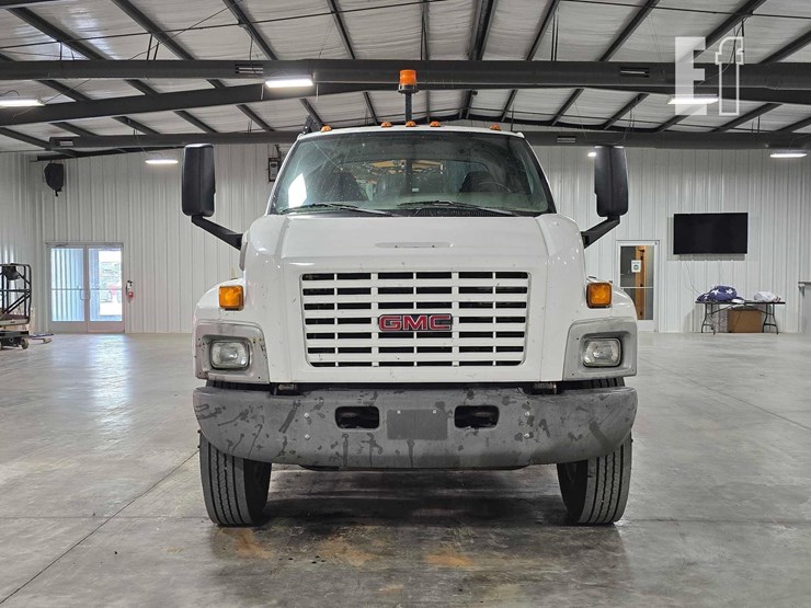 2006-gmc-topkick-c8500-image-7