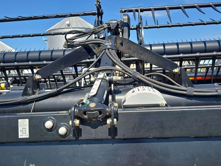 2015-mac-don-fd-75-s-40ft-draper,-flex-draper,-1-owner,-flex-floating-technology,-john-deere-face-plate-adapter,-s/n--273168-image-16