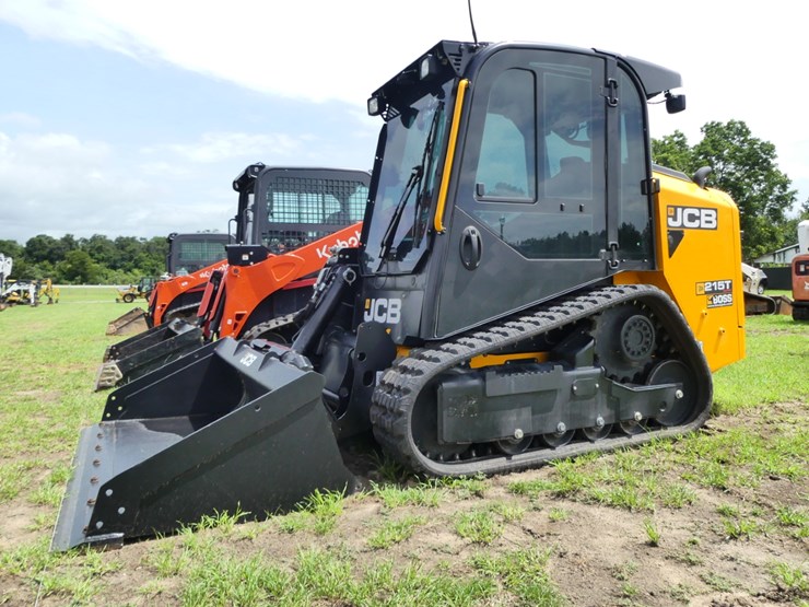 2025-jcb-215t-image-1