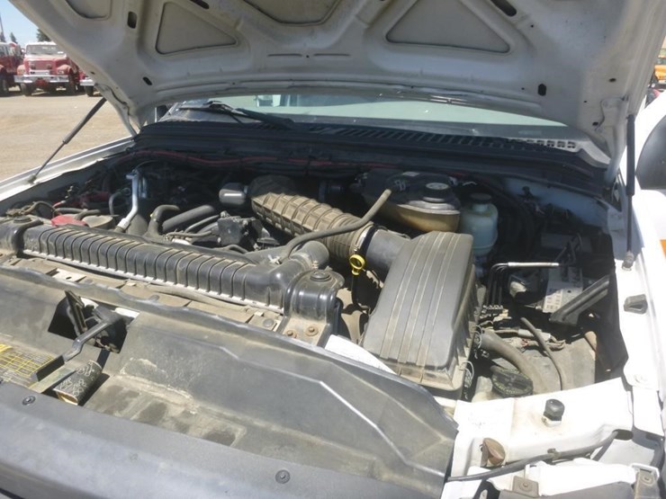 2005-ford-f450-image-15