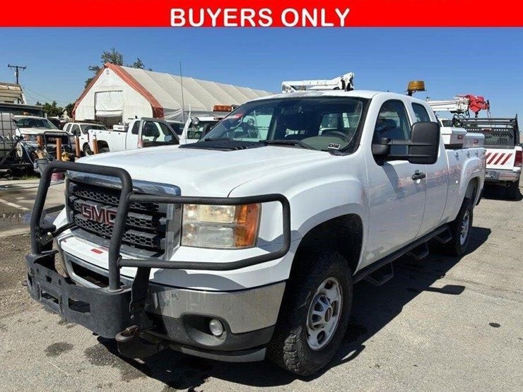 2012-gmc-sierra-2500-image-1