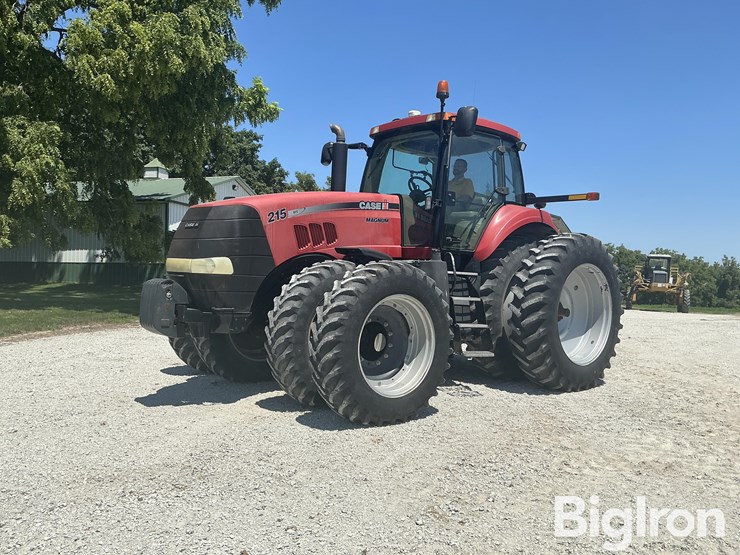 2011-case-ih-magnum-215-image-1