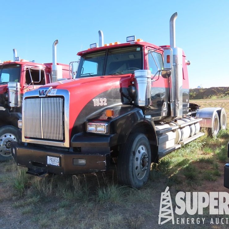 2013 WESTERN STAR 4900
