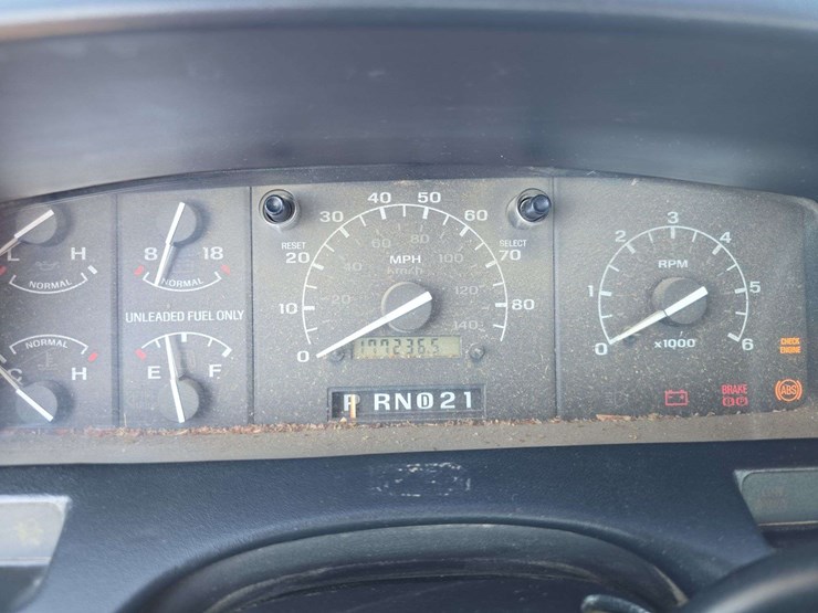 1996-ford-f-250-xlt,-extended-cab,-5.8l,-gas,-bench-seat,-cloth,-4wd,-power-windows,-dmi-bumper,-gooseneck-ball,-spare-tire,-177,236-miles,-gas,-vin--1fth26h9tea7672-image-18