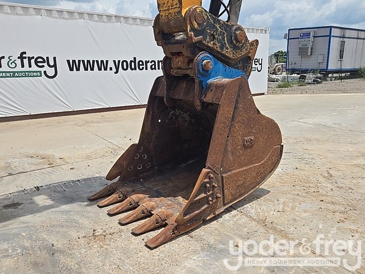 hyundai-hx260l-image-21