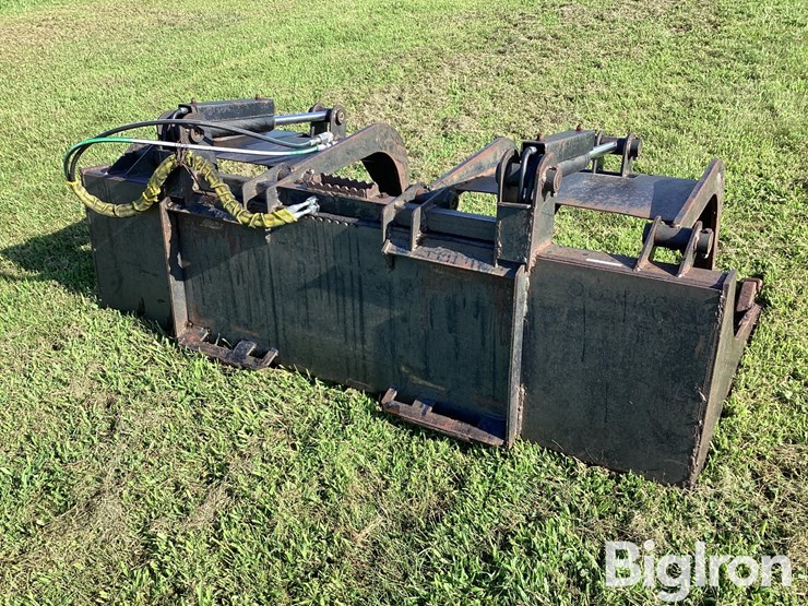 80"-skid-steer-grapple-bucket-image-10
