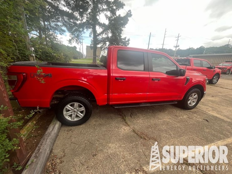 2023-ford-f150-xl-image-2