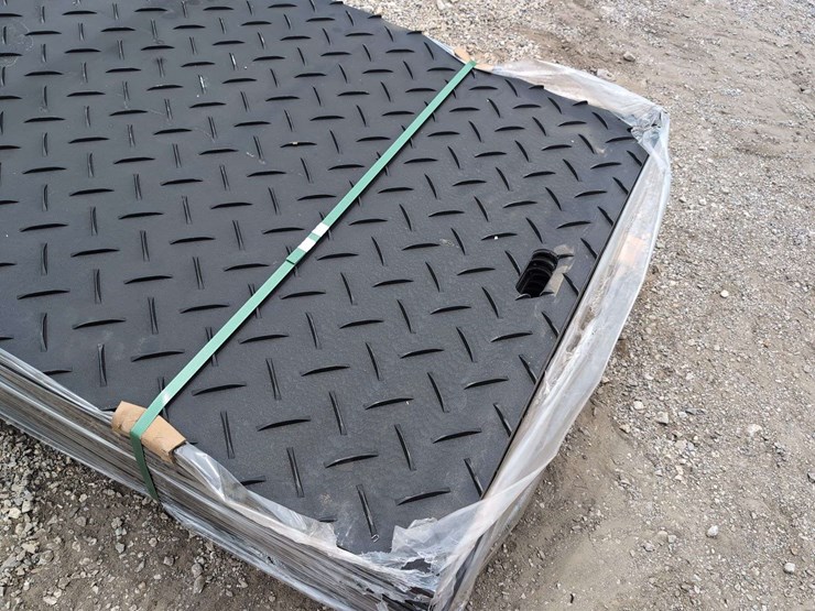 (15)-3.5'-x-8-'-heavy-duty-1/2"-thick-mats-image-2
