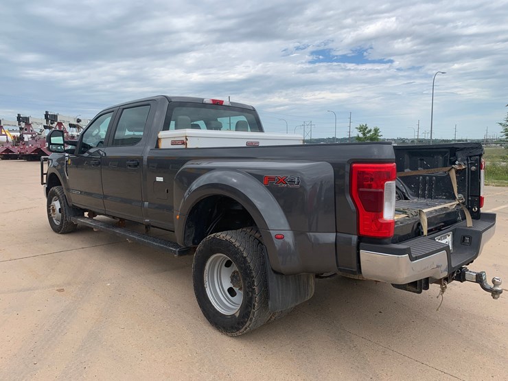 2019-ford-f350-sd-xl-image-3