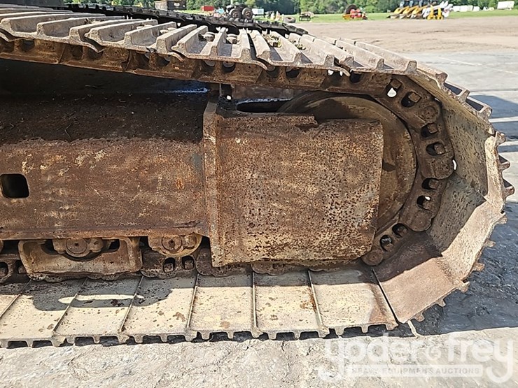 2017-kobelco-sk260-image-12