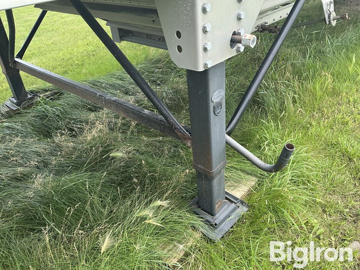 2015-stoughton-grain-trailer-image-17