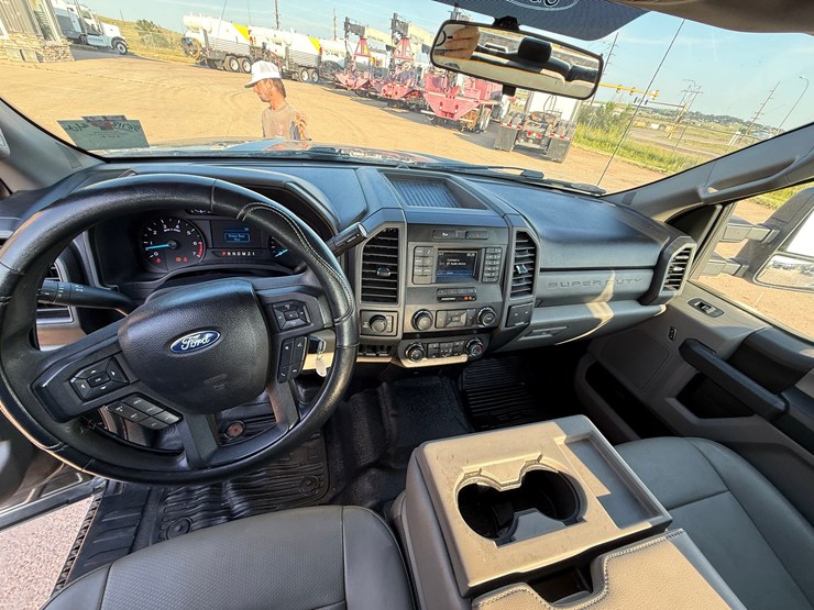 2019-ford-f250-image-16