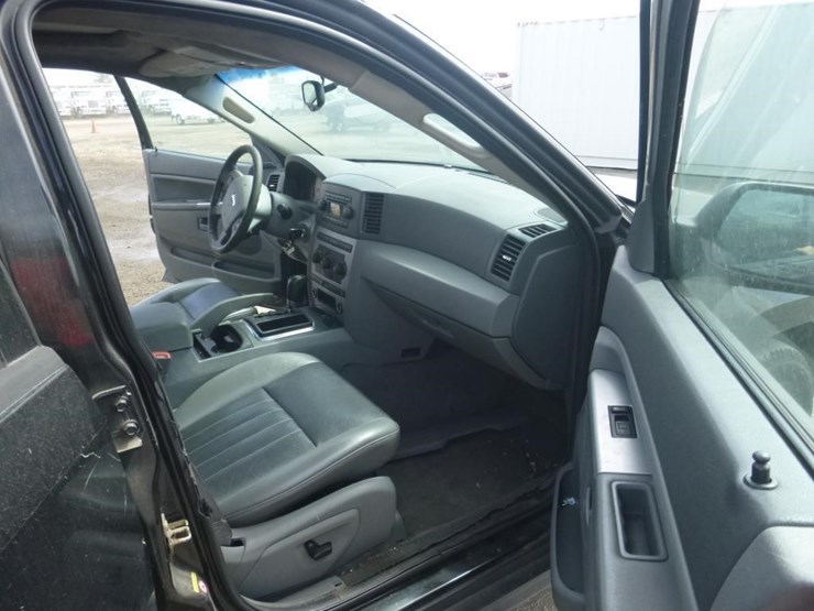 2005-jeep-grand-cherokee-image-6