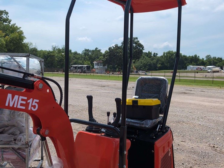 sdl-mini-excavator-me15-image-4