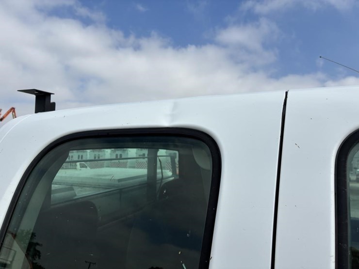 2012-gmc-sierra-2500-image-9