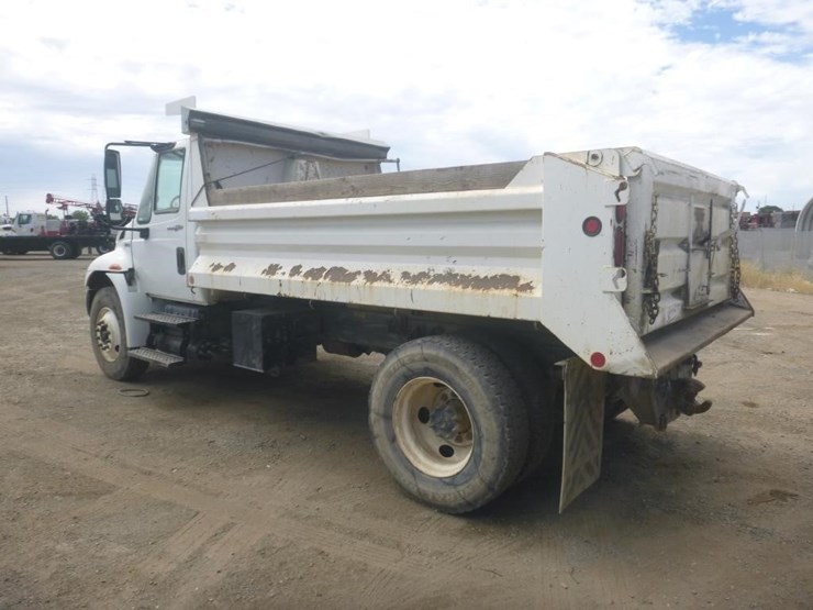 2013-international-durastar-4300-image-4