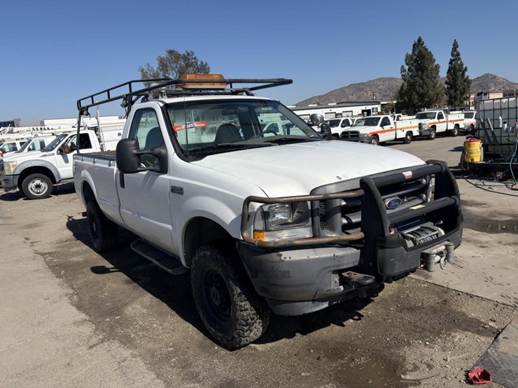 2002-ford-350-image-2