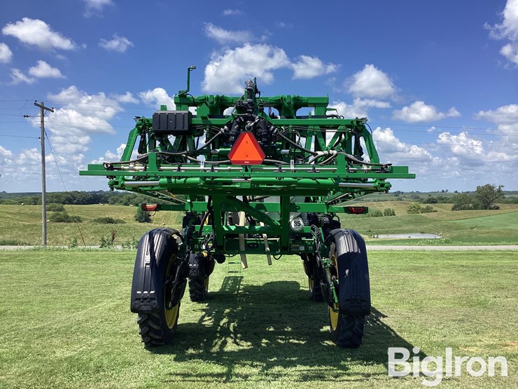 2022-john-deere-412r-image-6