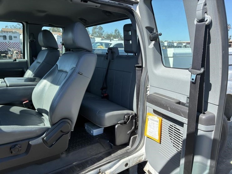 2011-ford-f250-image-12