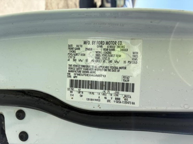 2010-ford-explorer-image-23