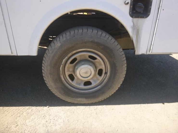 2015-ford-f350-image-19