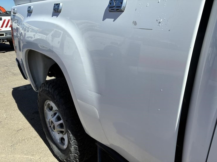 2012-gmc-sierra-2500-image-7