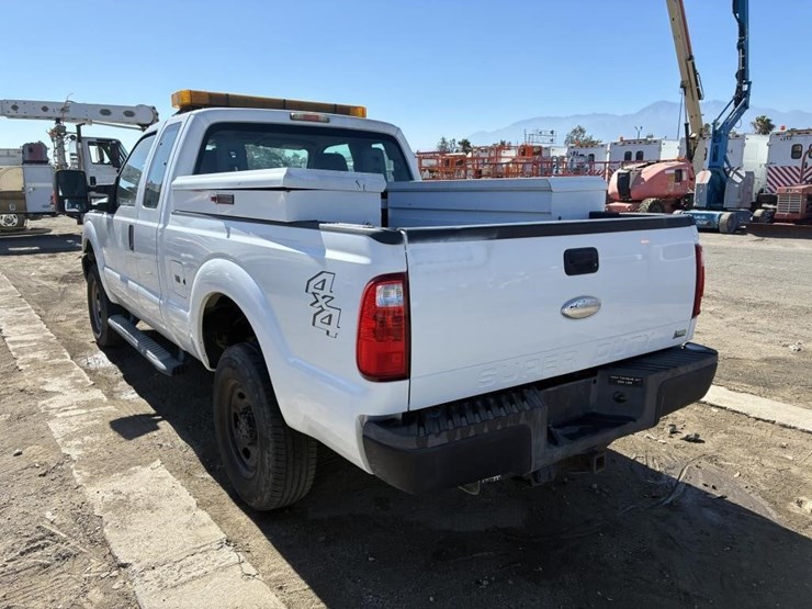 2011-ford-f250-image-4