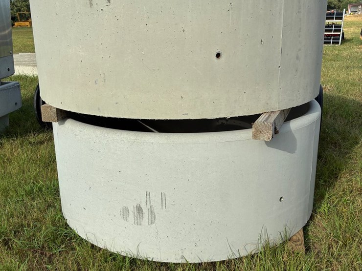 #20218-•-concrete-water-troughs-image-2