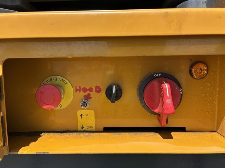 2022-xcmg-xc958u-image-14
