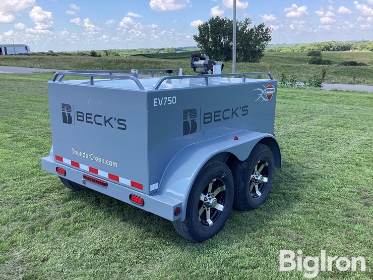 2019-thunder-creek-equipment-ev-750-image-5