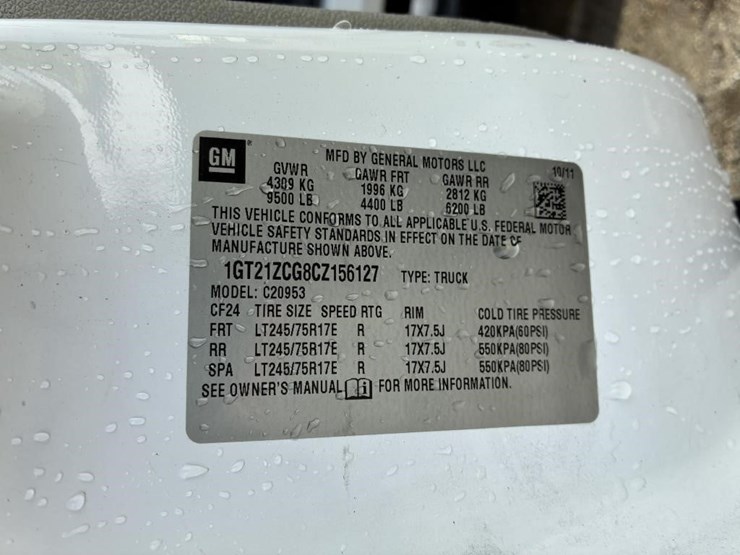 2012-gmc-sierra-2500-image-19