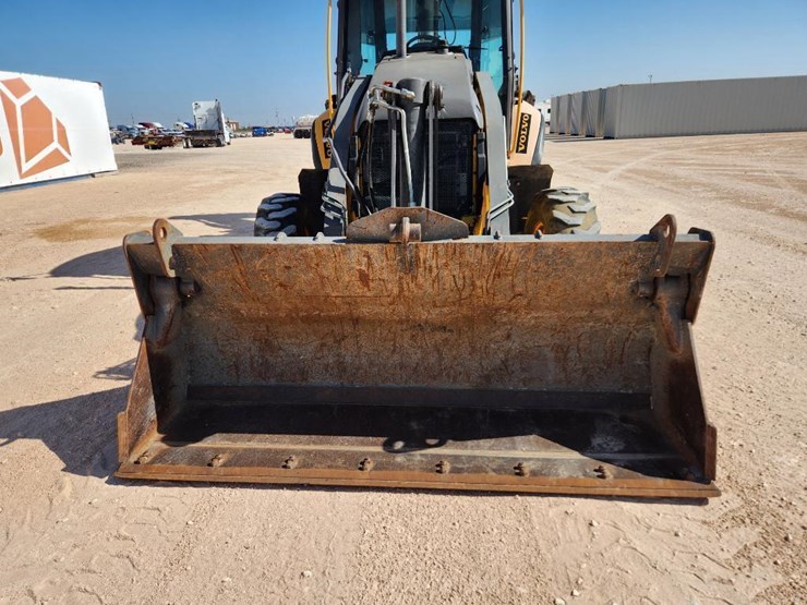 volvo-bl70b-image-8