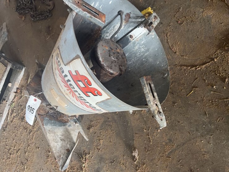 grain-spreader-(scatter-grain-brand)-image-2