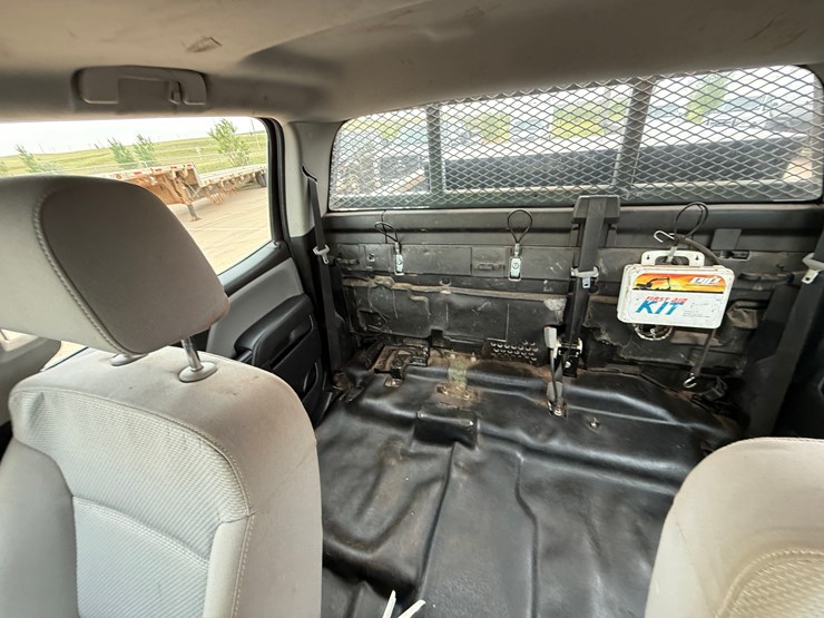 2019-chevrolet-silverado-2500hd-image-14