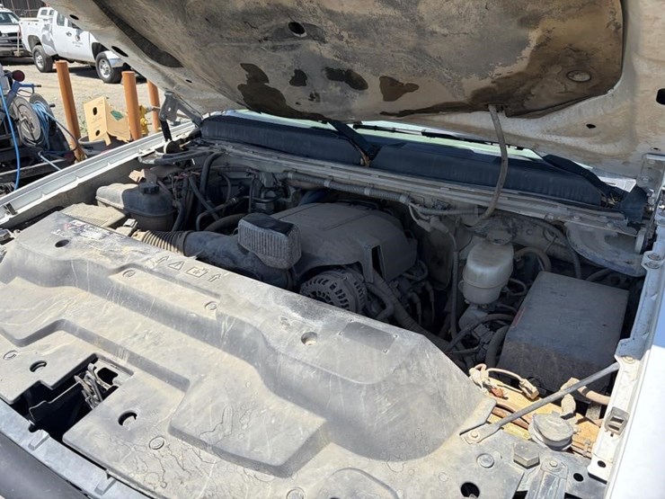 2012-gmc-sierra-3500-image-12