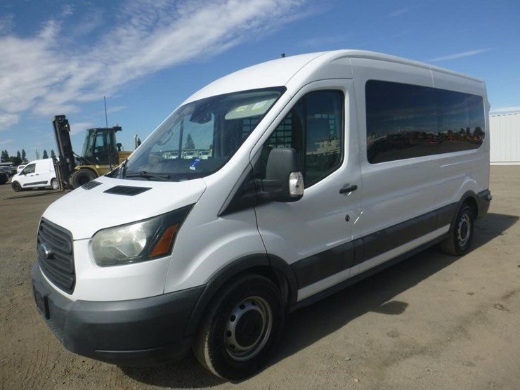 2017-ford-transit-image-1