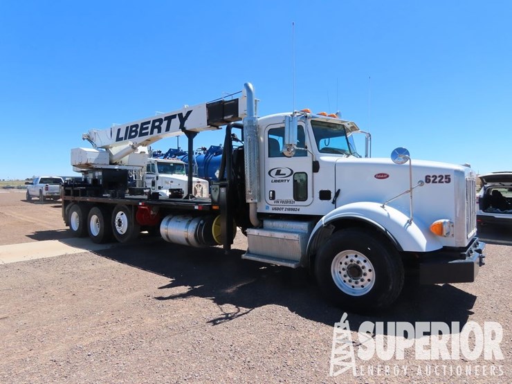 2015-peterbilt-367-image-3