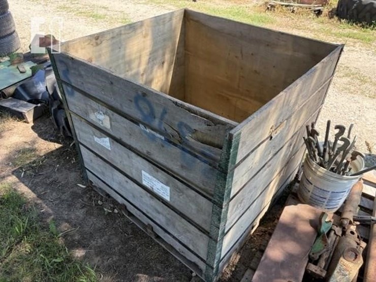 wooden-pallet-crate-box-image-2