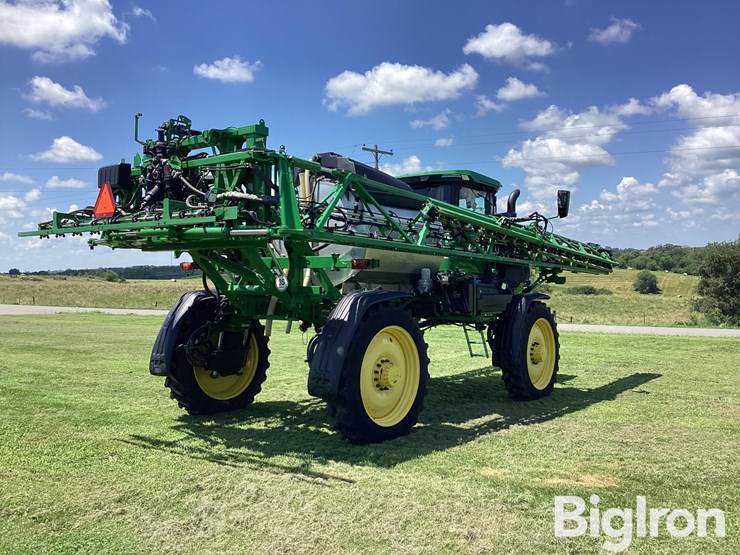 2022-john-deere-412r-image-5