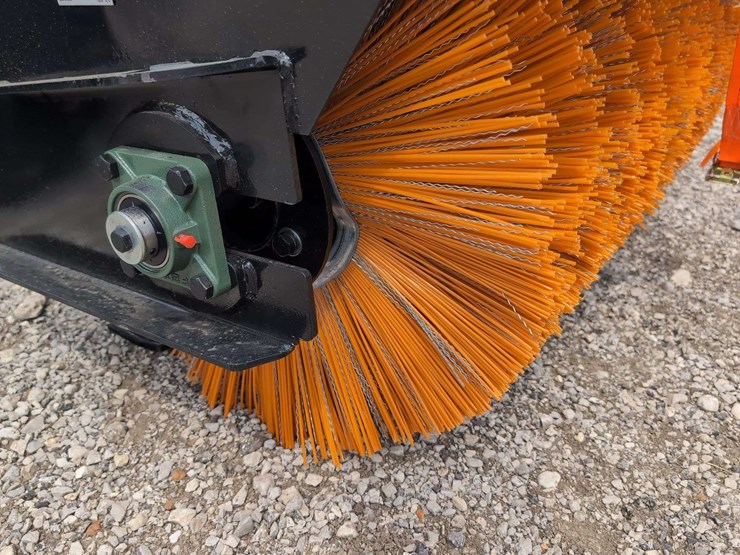 iranch-mini-skid-steer-snow-angle-sweeper---irlsas-image-2