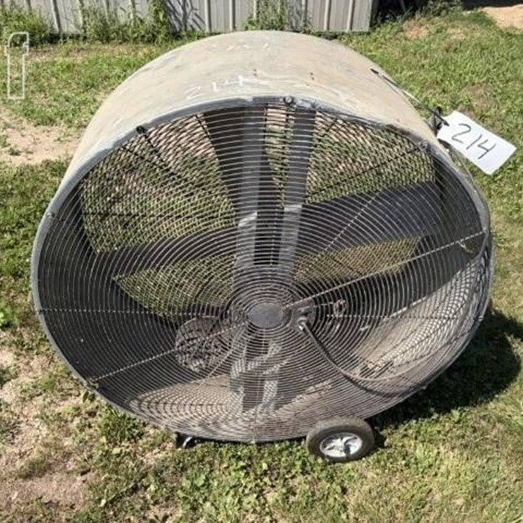 BARN FAN