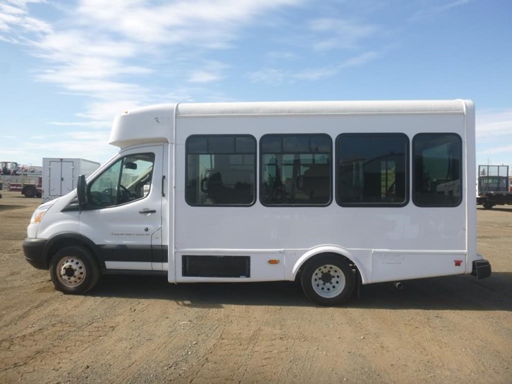 2019-ford-transit-image-5