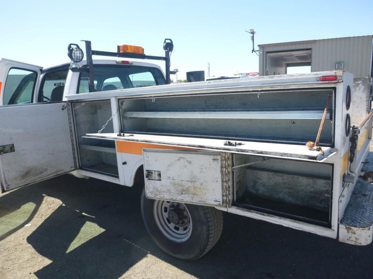 2001-ford-f350-image-9