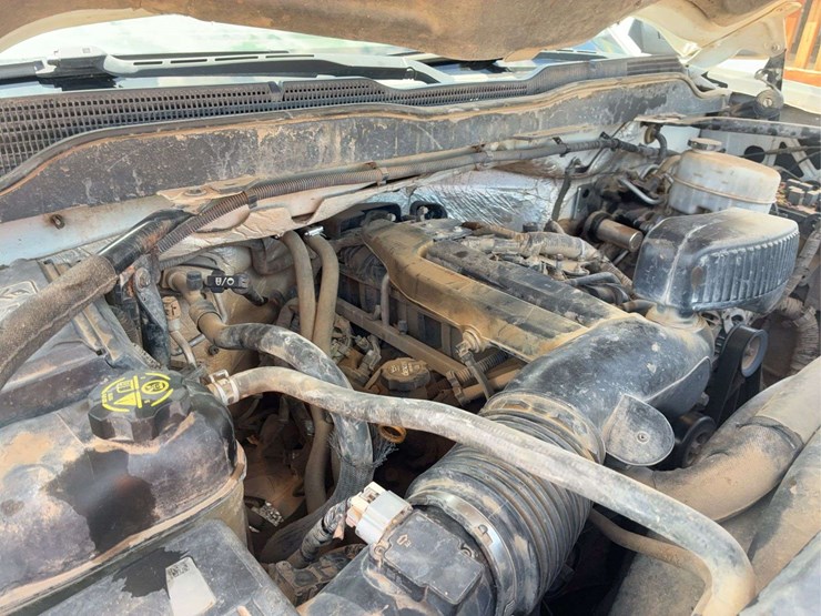2015-chevrolet-silverado-2500-image-59