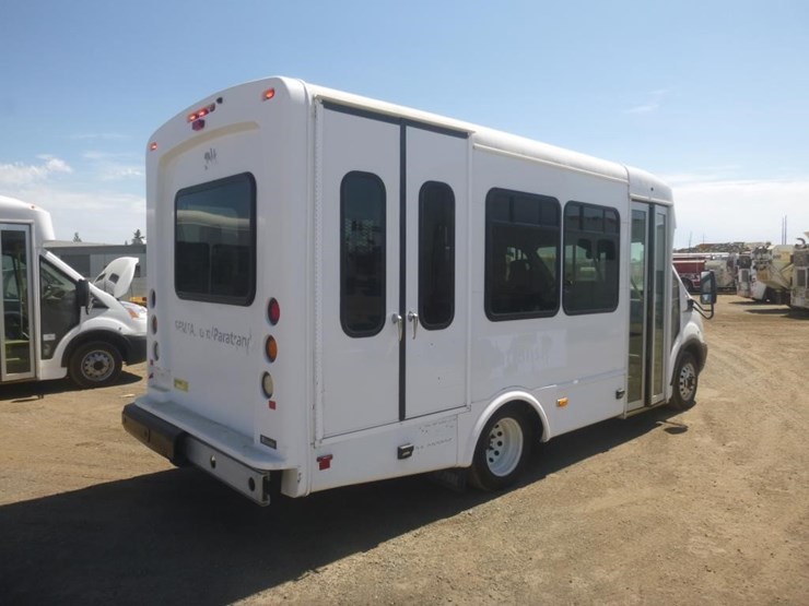 2019-ford-transit-image-3