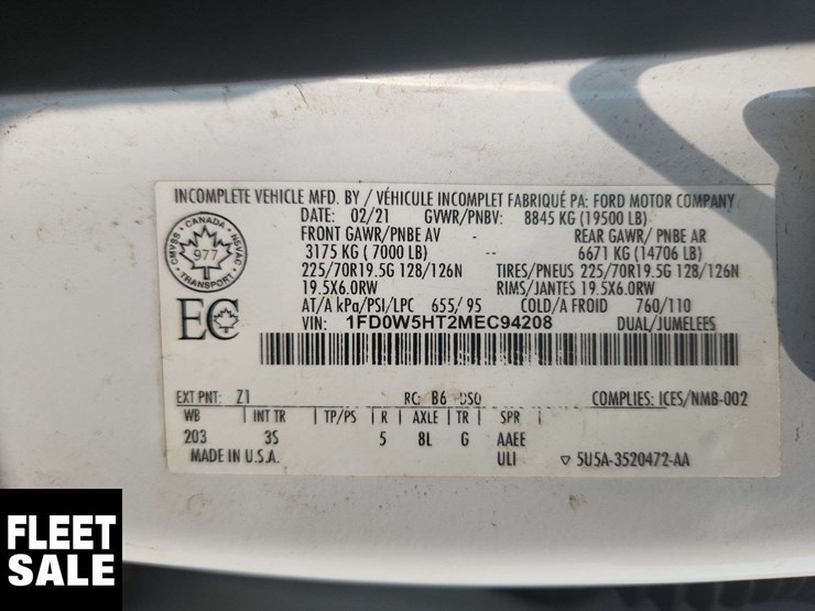 2021-ford-f550-image-36