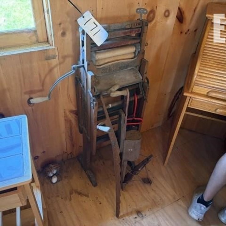 ANTIQUE CLOTHES WRINGER & SEED PLANTERS